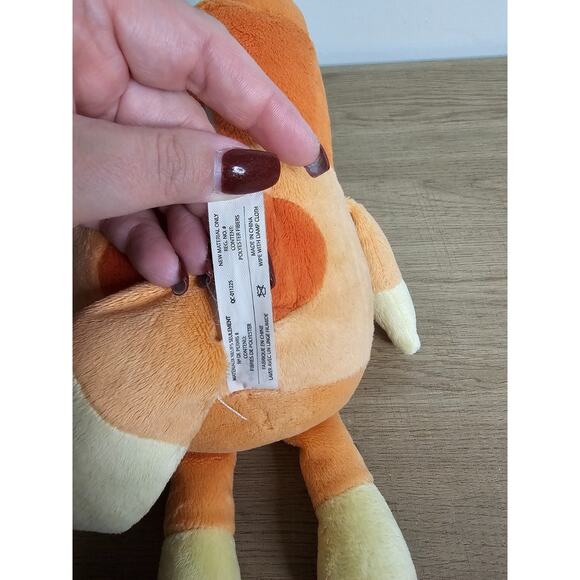 Bluey Sound Effects Talking Bingo Stuffed Plush | Animal WORKS - Picture 4 of 6